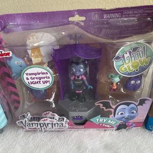 Disney Junior Vampirina